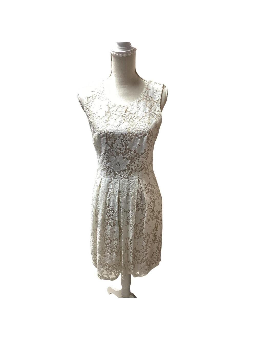 Enfocus Studios White lace Dress Size 8